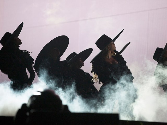 Behind-The-Scenes På Beyoncés FORMATION World Tour