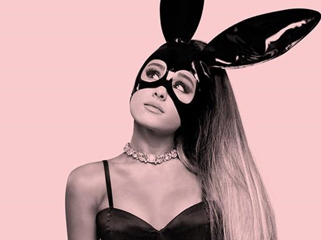 Ariana Grande made a video clip using nothing but Snapchat images!