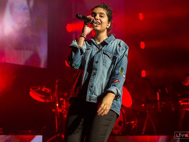 ALESSIA CARA GETS "WILD" IN CHICAGO