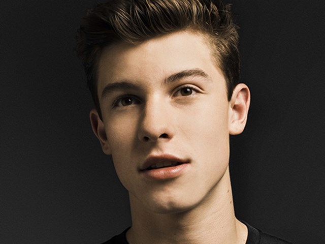 SHAWN MENDES CRASHES THROUGH 'THERE'S NOTHING HOLDIN' ME BACK'
