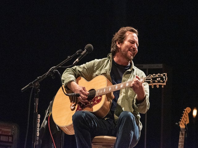Eddie Vedder Fills 2019 European Tour with Setlist of Deep Cuts