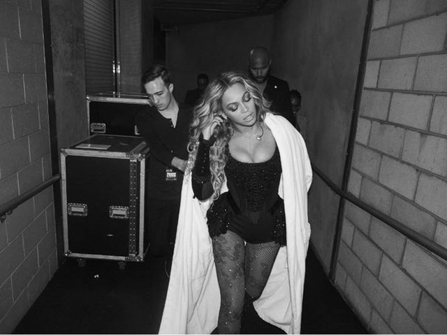Gå Backstage På Beyoncés Dodger Stadium Konsert