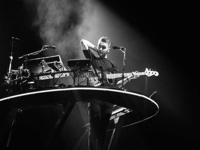 DISCLOSURE PREMIERE NEW SONG "BOSS" LIVE {CHANGE THIS}