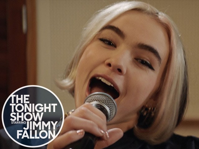 BENEE Performs 'Supalonely' for The Tonight Show